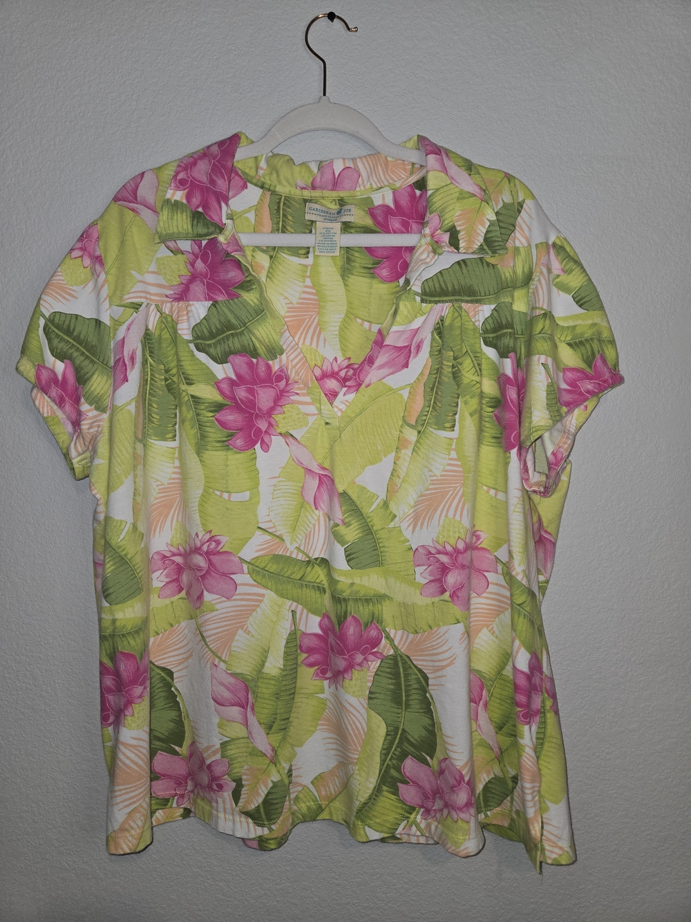 Caribbean Joe Green, Pink & White Tropical V-Neck Short-Sleeve Blouse
